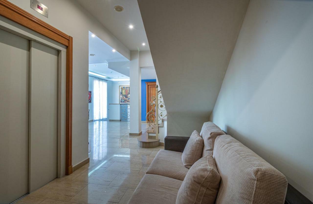 Apartaments Bt Vent De Garbi Емпуріабрава Екстер'єр фото