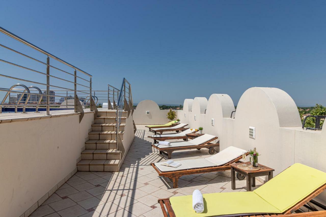 Apartaments Bt Vent De Garbi Емпуріабрава Екстер'єр фото