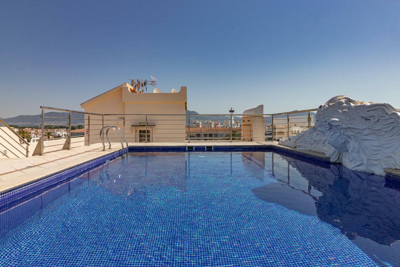 Apartaments Bt Vent De Garbi Емпуріабрава Екстер'єр фото