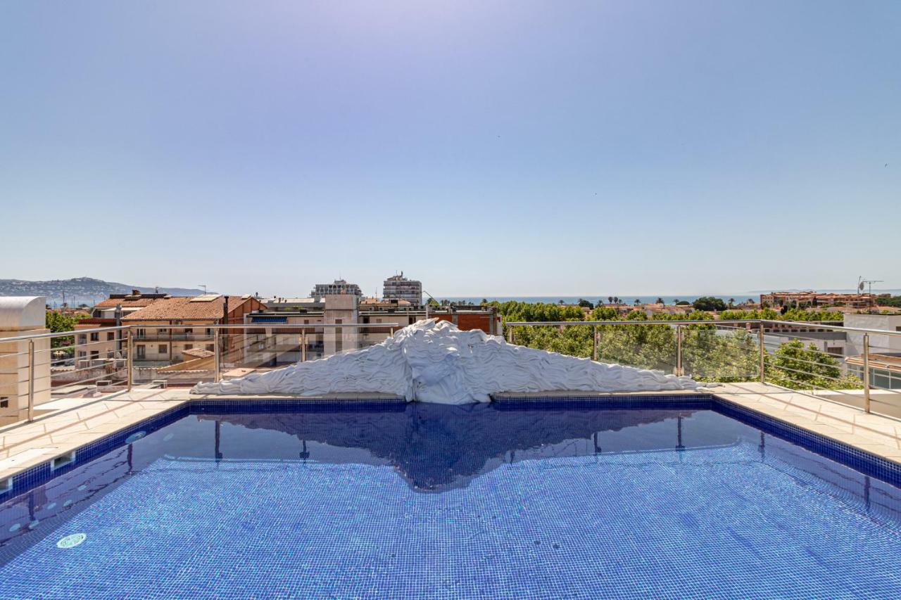 Apartaments Bt Vent De Garbi Емпуріабрава Екстер'єр фото